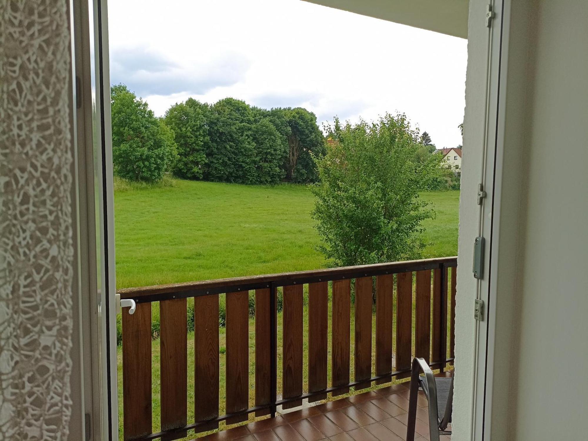Grosse Helle Ferienwohnung Mit Balkon, Ruhig Gelegen Mit Guter Verkehrsanbindung Bad Berneck im Fichtelgebirge Exterior foto